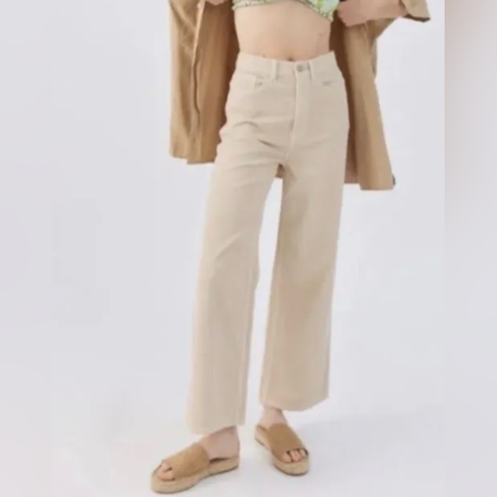 Urban Outfitter High + Wide High-Rise Corduroy, Size 30.